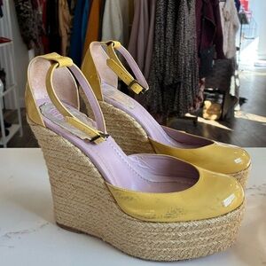 Red Valentino yellow pleather espadrille platforms size 39.5
